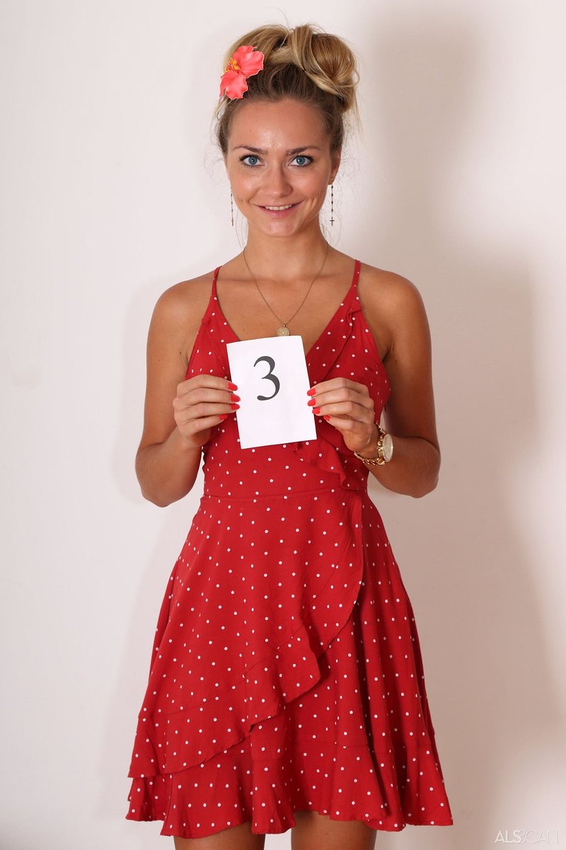 Евдокия, 31 год, 2 размер груди