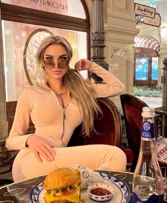 Инна, 24 года, 3 размер груди